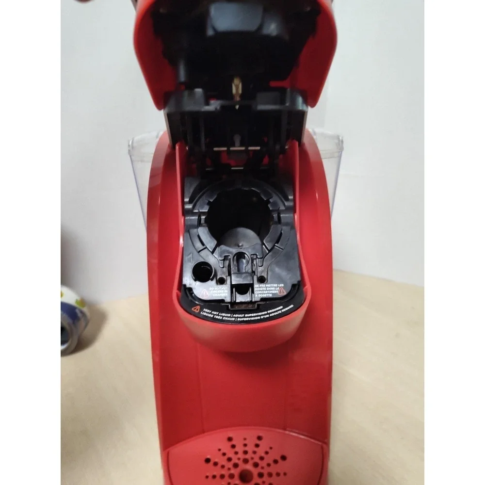 Keurig 2.0 K200 Single Serve Coffee Maker Mini K-Cup‎ Pod Brewer Imperial Red